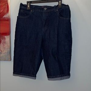 Gloria Vanderbilt Jean shorts